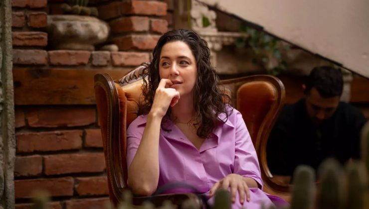 Melis Birkan Kırmızı Halıda Göz Kamaştırdı