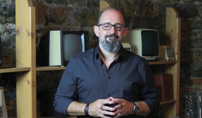 Sinan Canan: “Maddi zorluk bir zorluk değildir!” dedi Gündem Oldu?