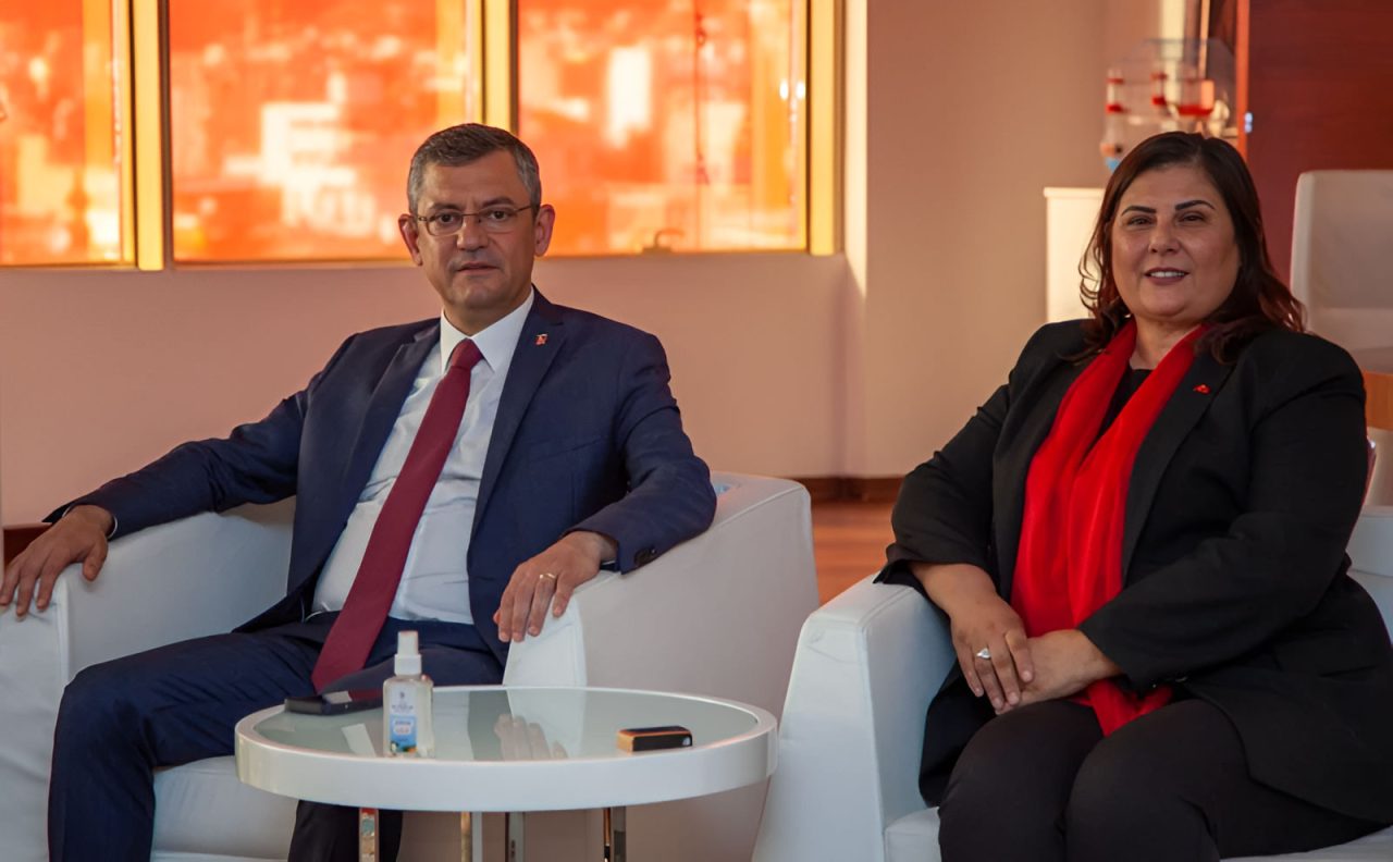 özlem-çerçioğlu özlem-çerçioğlu