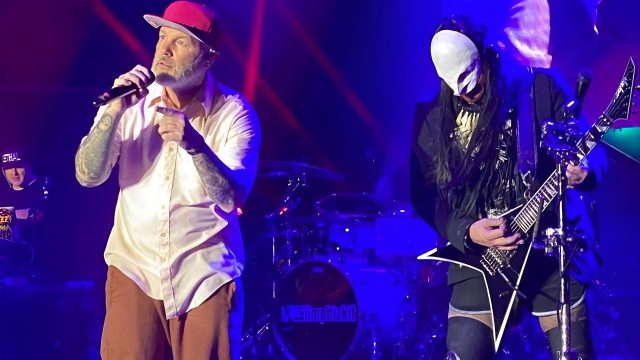 Limp Bizkit İstanbul’da hangi şarkıları seslendirdi? Alternatif metalin kült grubu