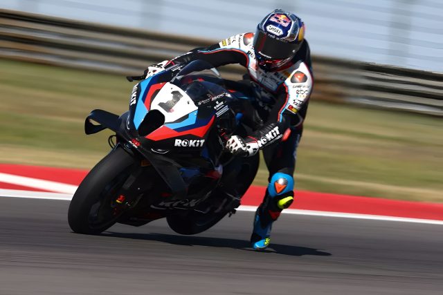 Dünya Superbike Şampiyonası’nın (WSBK) Aragon’daki 1. yarışında kazanan, ROKiT BMW