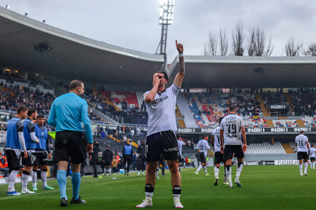 &nbsp; Beşiktaş’ın Yeni Yıldızı İstanbul’da: Jota Silva Transferi Resmen Başladı