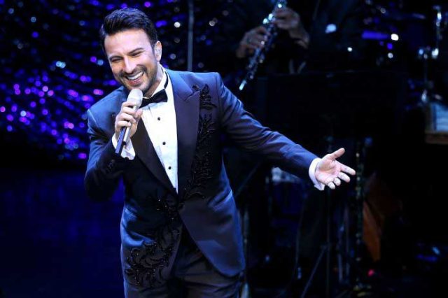 Tarkan 2026 Konserlerini Neden Uzattı? Türk pop müziğinin efsane ismi