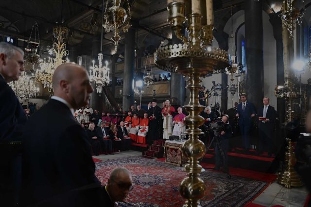 🕊️ Papa 14. Leo Türkiye’de İlk Adımı Attı: Barış İçin