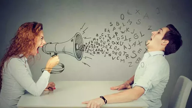 Rüyada Ağız Kavgası Görmek: Derin Anlamlar ve Psikolojik Yorumlar Rüyada