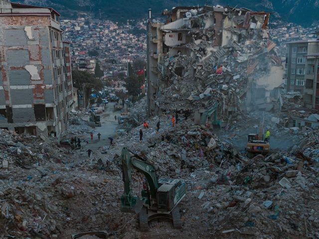 Japon Deprem Uzmanından Türkiye’ye Kritik Uyarı: “Depremi Değil, Hazırlıksızlığı Yenin”