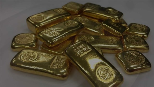 Altın piyasasında son günlerde yaşanan hareketlilik hem küçük yatırımcıların hem