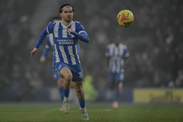 Türk futbolunun yurt dışındaki yükselen temsilcilerinden Ferdi Kadıoğlu, İngiltere Premier