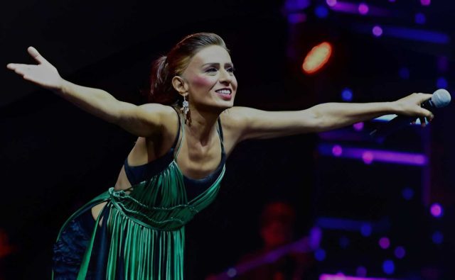 Magazin kulislerinde günlerdir konuşulan Hülya Avşar – Yıldız Tilbe gerilimi