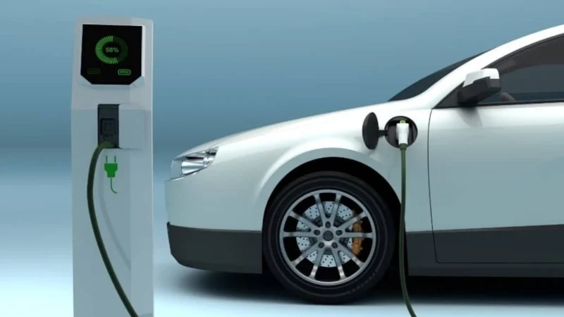 Avrupa elektrikli otomobil pazarında dengeler değişti. 2025 verilerine göre Tesla