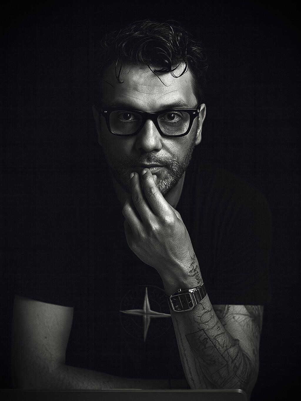 Ahmet Rıfat Albuz yazar fotoğrafı