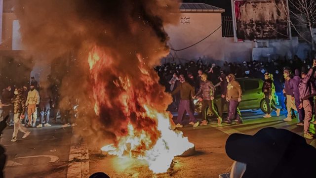 İran, son yılların en kanlı ve en uzun soluklu toplumsal