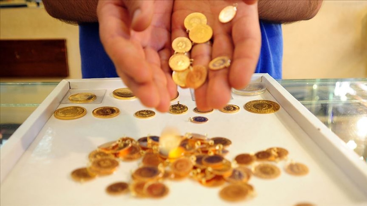 Altın fiyatları sert düşüşle gündemde. Gram altın, çeyrek altın ve