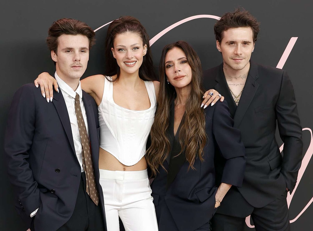 Brooklyn Beckham’ın düğün gecesinde yaşanan ilk dans krizi yeniden gündemde.
