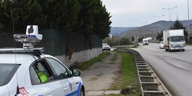 İçişleri Bakanlığı’nın yeni sistemiyle sürücüler radar ve kontrol noktalarını önceden