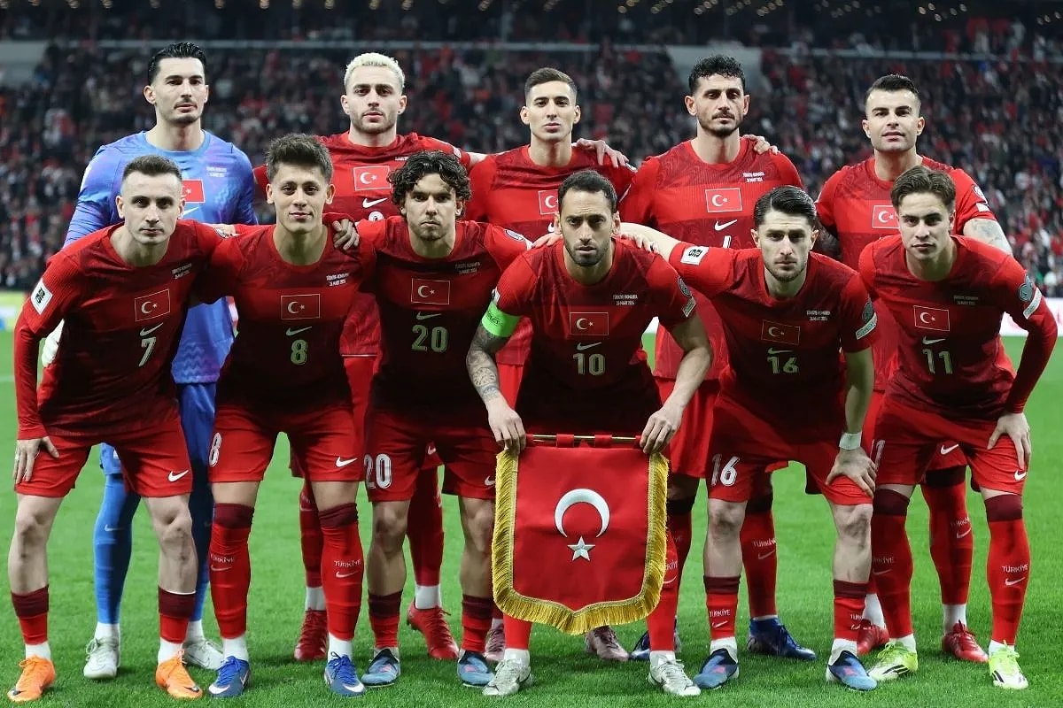 A Milli Takım Kosova deplasmanında Dünya Kupası için sahada. Montella’nın