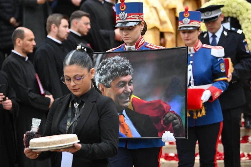 80 yaşında hayatını kaybeden efsane teknik direktör Mircea Lucescu, Bükreş’te
