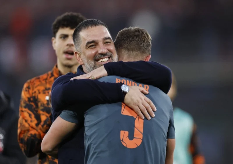 Arda Turan, Shakhtar Donetsk ile UEFA Konferans Ligi’nde yarı finale