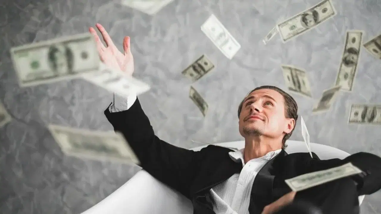Astrolojiye göre bazı aylarda doğan kişiler para yönetimi, girişimcilik ve