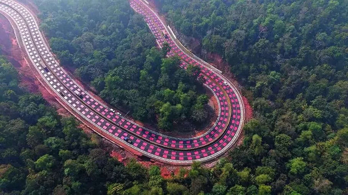 Hindistan’da başlayan kırmızı yol uygulaması sürücüleri otomatik yavaşlatıyor. Bu sistem