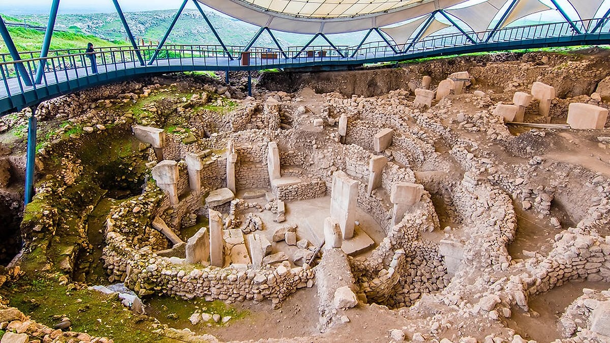 Tarihin sıfır noktası olarak bilinen Göbeklitepe’ye yapılan olumsuz yorumlar sosyal