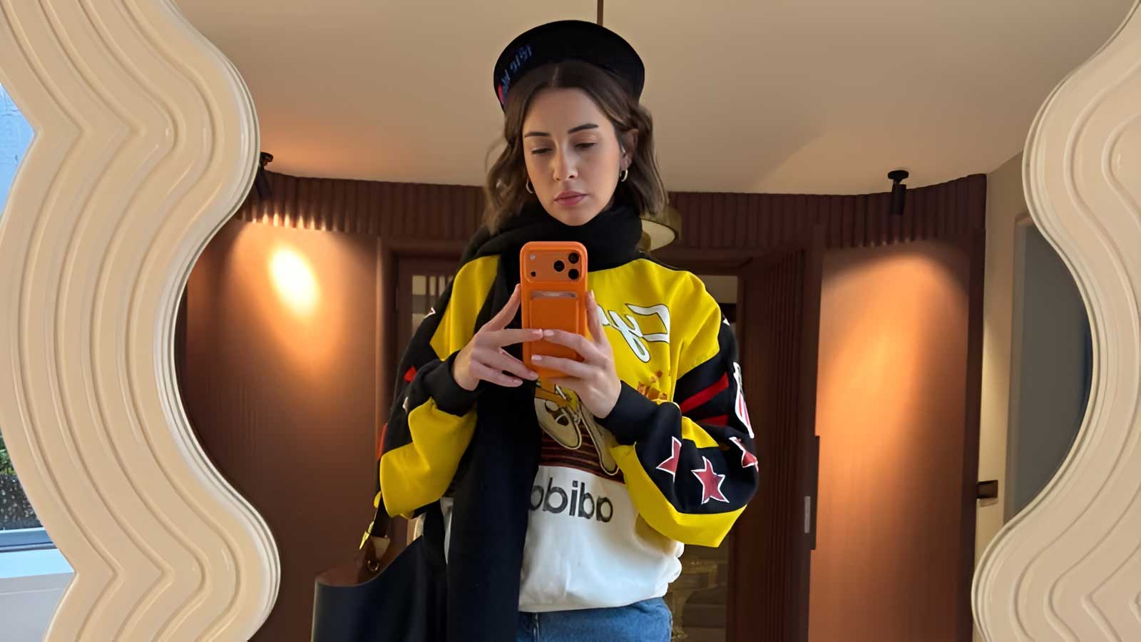 Buse Terim, sevgilisi Batu Son’a olan aşkını sosyal medyada paylaştı.
