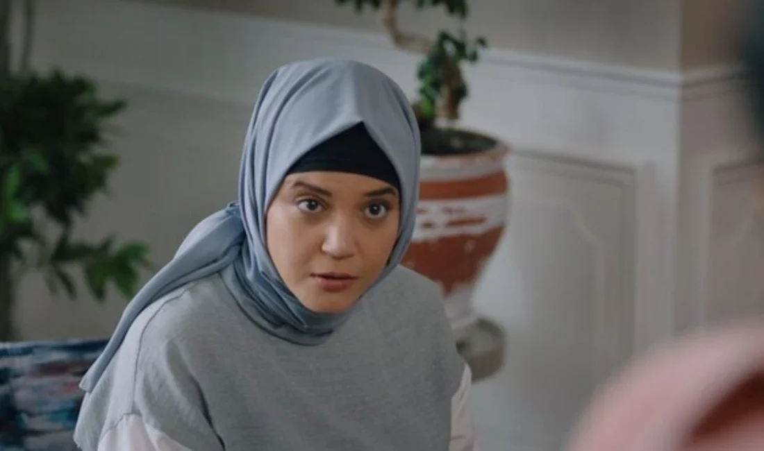 Show TV ekranlarının reyting rekortmeni dizisi Kızılcık Şerbeti'nde hayat verdiği