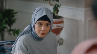 Show TV ekranlarının reyting rekortmeni dizisi Kızılcık Şerbeti'nde hayat verdiği
