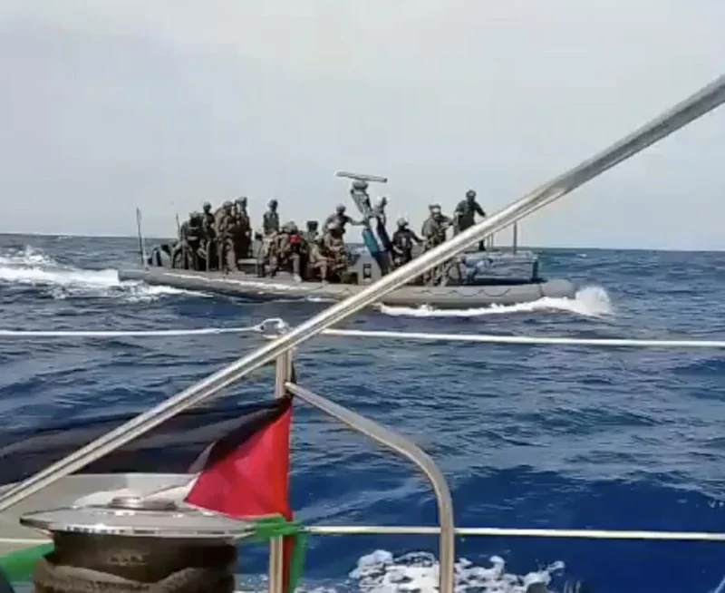 İsrail ordusu, Gazze’ye insani yardım taşıyan Küresel Sumud Filosu’na Akdeniz’de