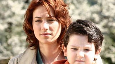 Bir döneme damgasını vuran efsane dizi "Aliye" karakteriyle hafızalara kazınan