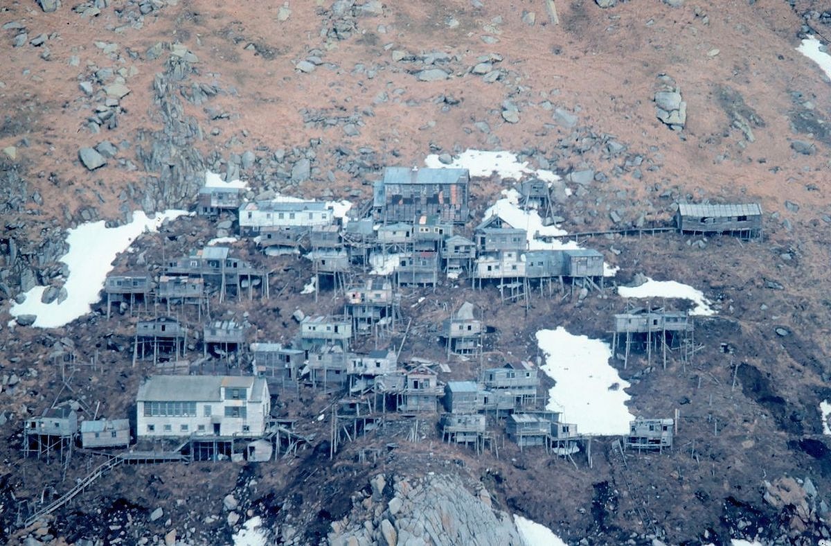 Görenler gözlerine inanamıyor, orada bir zamanlar yaşam vardı! Dik yamaca