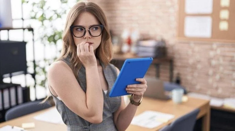 İş yerlerinde yeni bir olgu ortaya çıktı: 'Sessiz gizlenme'. Profesyonel