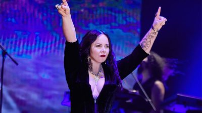 Türk rock müziğinin efsanesi Şebnem Ferah, 6 yıllık sahne sessizliğini