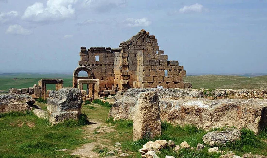 Diyarbakır Zerzevan Kalesi'nde 1700 yıl önce mühürlenen Mithras Tapınağı'nın gizemi