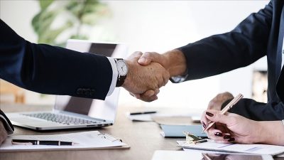 Yargıtay, sözleşmelerde her sayfada imza ve kaşe zorunluluğu tartışmasına son