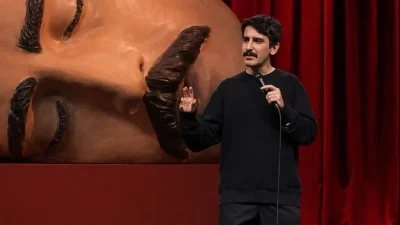 Stand-up gösterisindeki ifadeleri nedeniyle Deniz Göktaş gözaltına alındı. "Dini değerleri