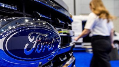 Ford, yapay zekaya güvenerek işten çıkardığı 350'den fazla mühendisi geri